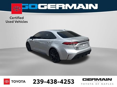 Used 2024 Toyota Corolla SE FWD image 3