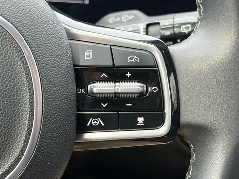Used 2025 Kia Sorento S w/ Panoramic Sunroof Package AWD/4WD image 21