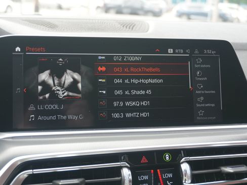 Used 2019 BMW X5 xDrive40i w/ M Sport Package AWD/4WD image 46