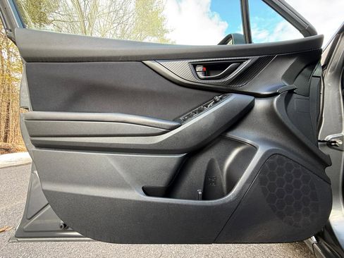 Used 2018 Subaru Impreza 2.0i Premium image 7