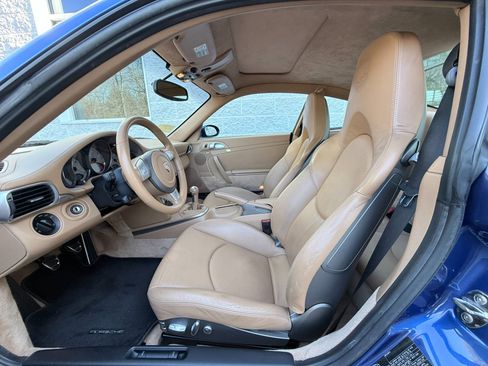 Used 2005 Porsche 911 Carrera S image 16