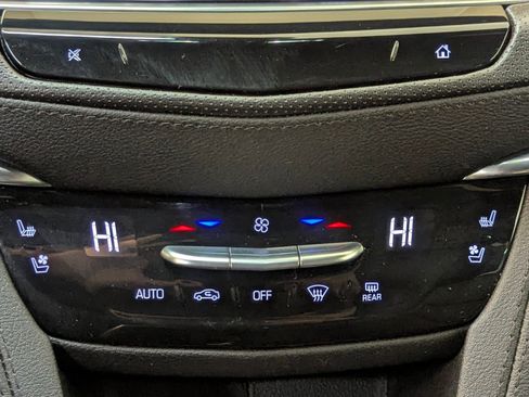 Certified 2024 Cadillac XT5 Premium Luxury image 27