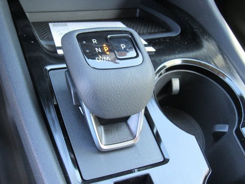 New 2026 Nissan Rogue S image 17