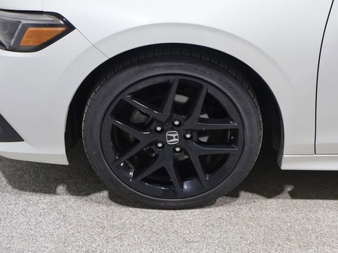 Used 2024 Honda Civic Sport image 8