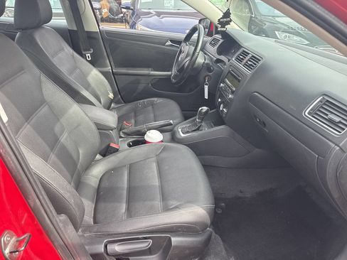 Used 2011 Volkswagen Jetta SE image 19