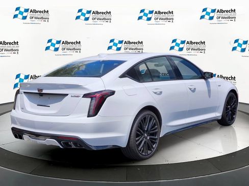 Used 2022 Cadillac CT5 V w/ LPO, ONYX Package AWD/4WD image 5