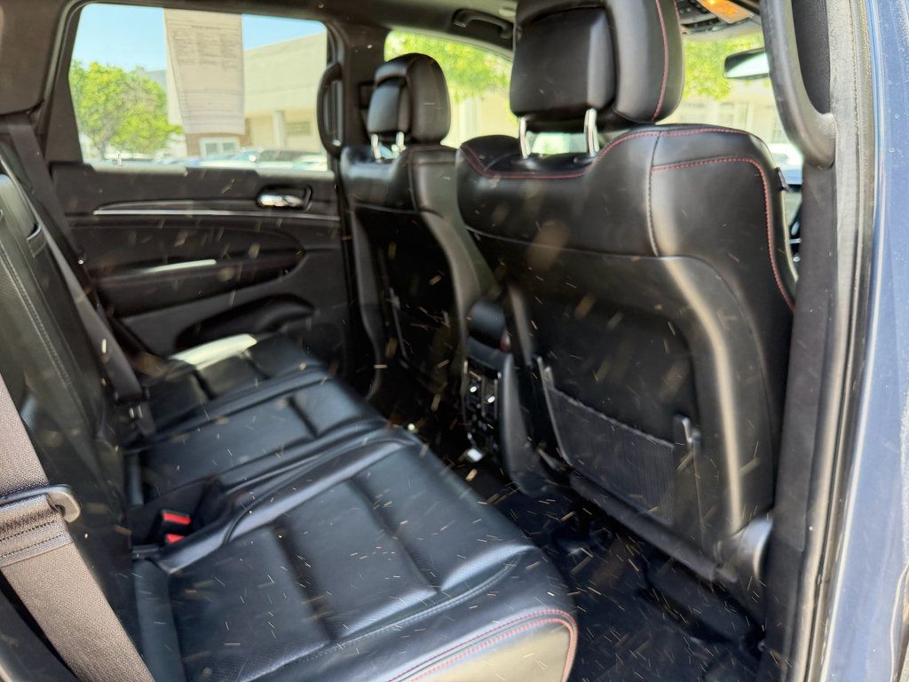 Used 2019 Jeep Grand Cherokee Trailhawk w/ Trailhawk Luxury Group AWD/4WD image 32