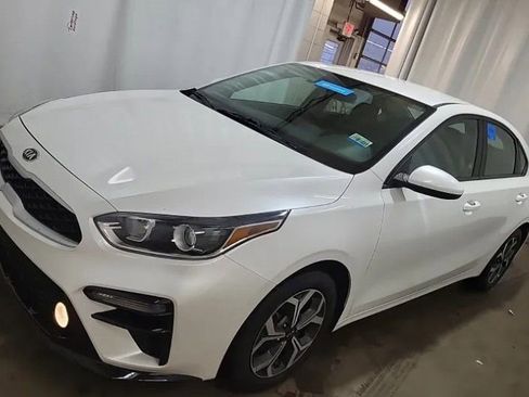 Used 2021 Kia Forte LXS image 1