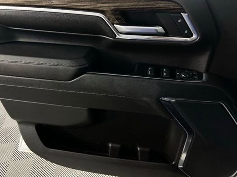 Used 2024 GMC Sierra 3500 SLE w/ SLE Value Package image 18