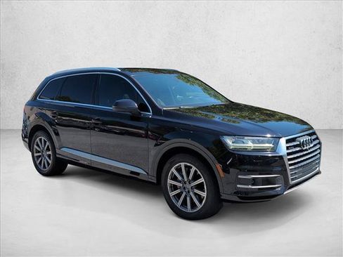 Used 2018 Audi Q7 3.0T Prestige w/ Prestige Package AWD/4WD image 3