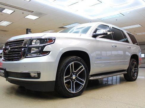 Used 2015 Chevrolet Tahoe LTZ AWD/4WD image 2