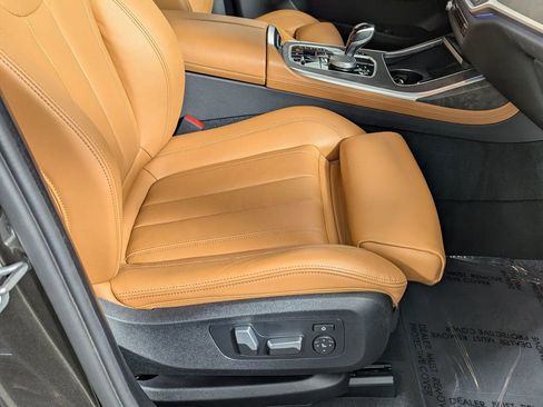 Certified 2022 BMW X7 xDrive40i w/ Premium Package image 30