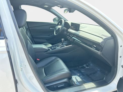 Used 2024 Honda Accord Sport image 14