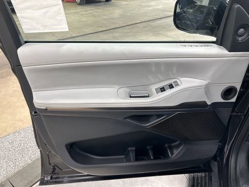 New 2026 Lincoln Navigator L Black Label AWD/4WD image 14