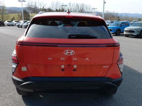 Used 2025 Hyundai Kona SEL AWD/4WD image 5