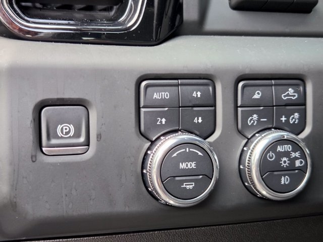 Used 2024 GMC Sierra 2500 AT4X AWD/4WD image 19