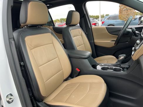 Used 2022 Chevrolet Equinox Premier image 28