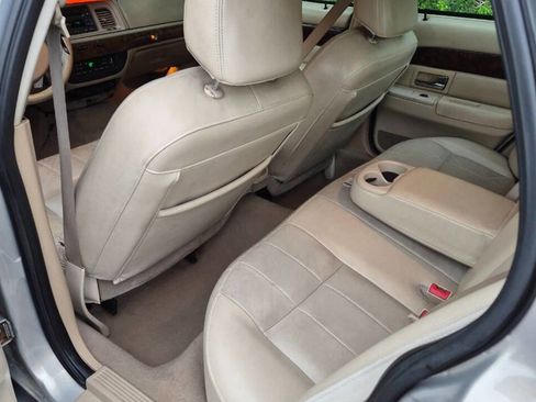 Used 2007 Mercury Grand Marquis LS RWD image 10