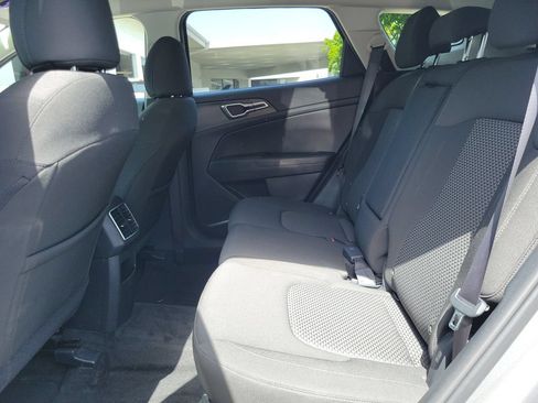 Certified 2024 Kia Sportage LX FWD image 10