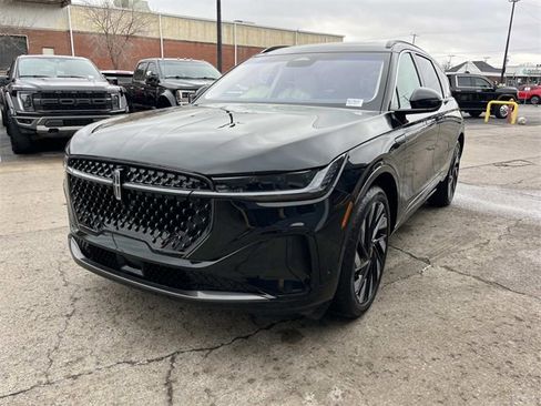 Used 2024 Lincoln Nautilus Black Label w/ Jet Appearance Package (87T) image 7