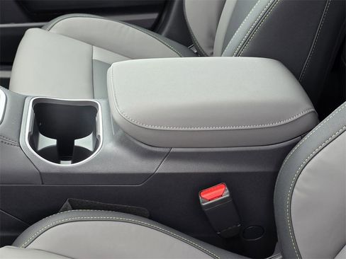 Certified 2025 Subaru Outback Onyx Edition w/ Popular Package #2 image 10