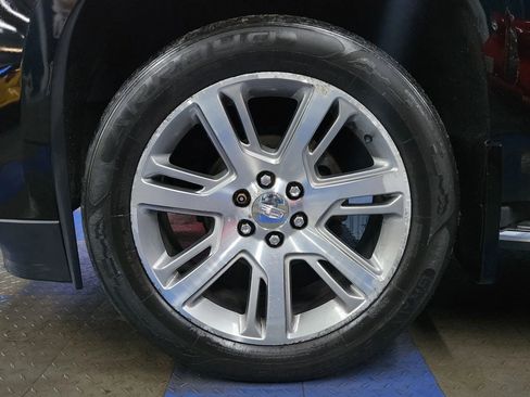 Used 2017 Cadillac Escalade Luxury image 79