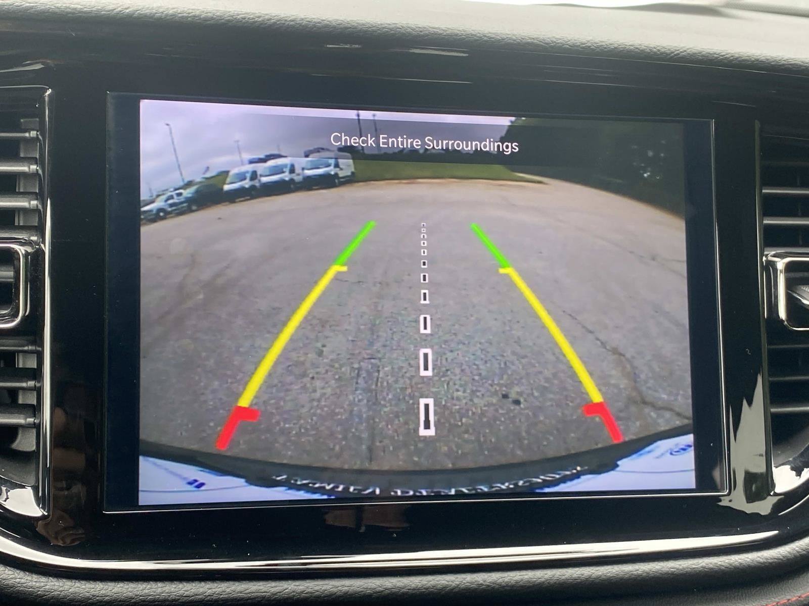 Used 2025 Dodge Durango GT RWD image 30