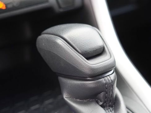 Used 2025 Toyota RAV4 XLE image 29