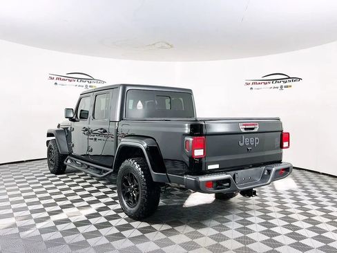Used 2023 Jeep Gladiator Willys image 6