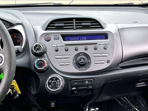 Used 2010 Honda Fit Sport image 19