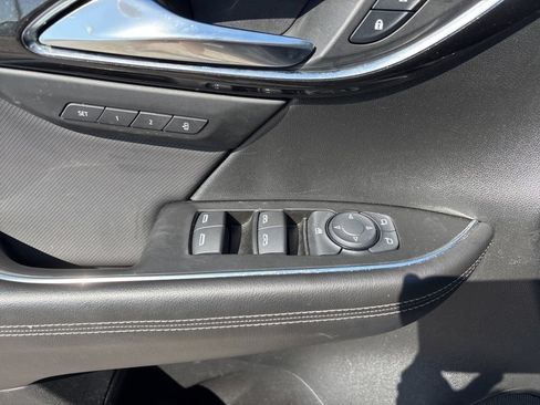 Used 2024 Buick Envision Preferred AWD/4WD image 35