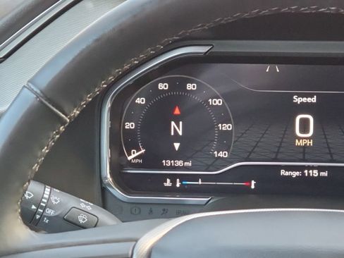 Used 2025 GMC Sierra 3500 Denali w/ Denali Reserve Package image 12