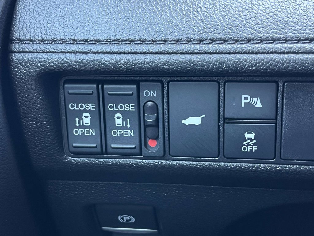 Used 2025 Honda Odyssey Touring image 29