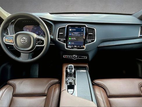 Used 2024 Volvo XC90 B6 Ultimate w/ Protection Package Premier image 7