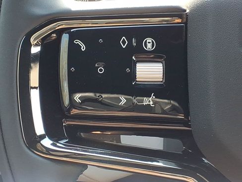 Certified 2026 Land Rover Range Rover Velar S AWD/4WD image 16