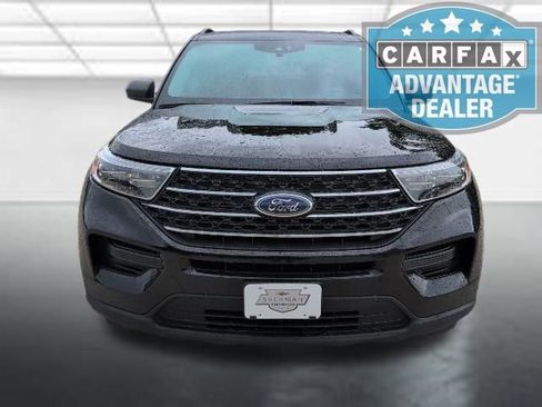 Used 2023 Ford Explorer XLT AWD/4WD image 26