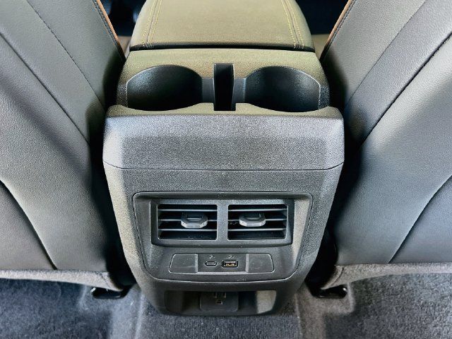 New 2026 GMC Canyon AT4 w/ Technology Plus Package AWD/4WD image 18