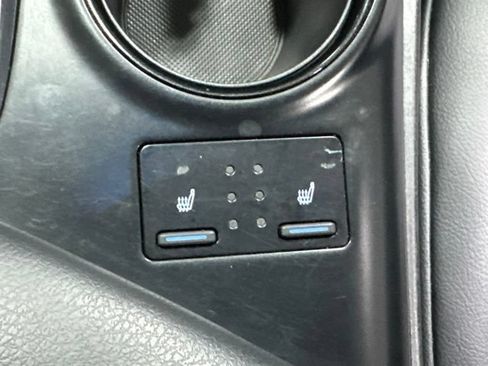 Used 2019 Toyota Camry Hybrid FWD image 21