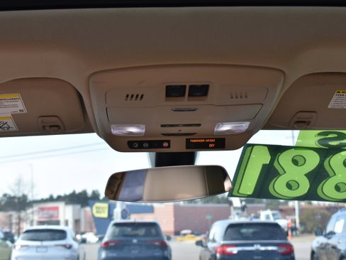 Used 2017 Buick Envision Essence w/ LPO, Cargo Package image 28