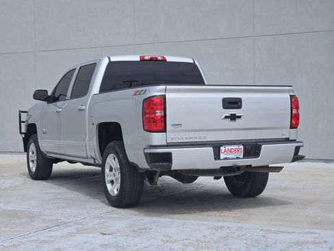 Used 2018 Chevrolet Silverado 1500 LT w/ Texas Edition AWD/4WD image 5