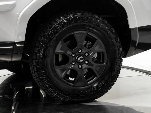 Used 2025 Lexus GX 550 w/ Accessory Package (2T) AWD/4WD image 58