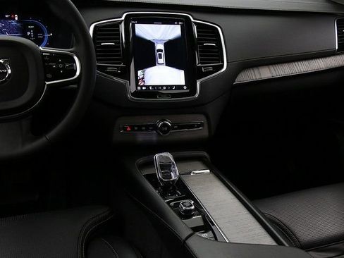 Used 2024 Volvo XC90 T8 Ultimate w/ Protection Package Premier image 17