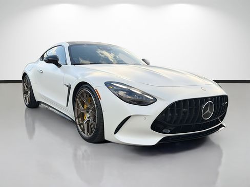 Used 2025 Mercedes-Benz AMG GT 63 image 1