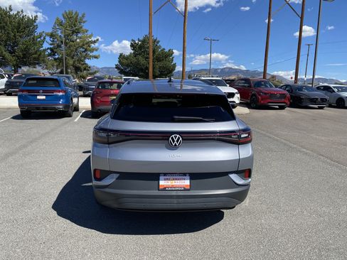 Used 2024 Volkswagen ID.4 2WD image 11