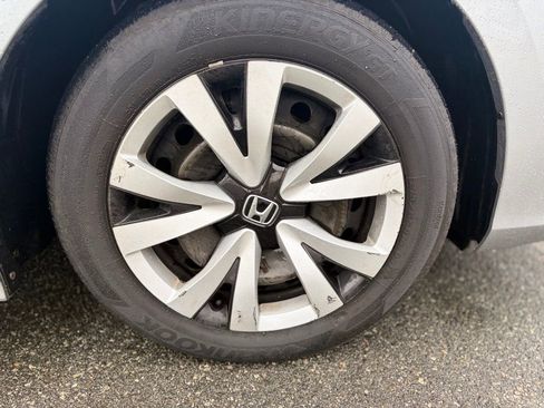 Used 2023 Honda Civic LX image 33