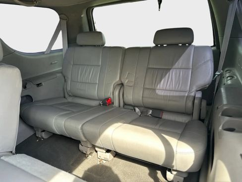 Used 2002 Toyota Sequoia Limited AWD/4WD image 21