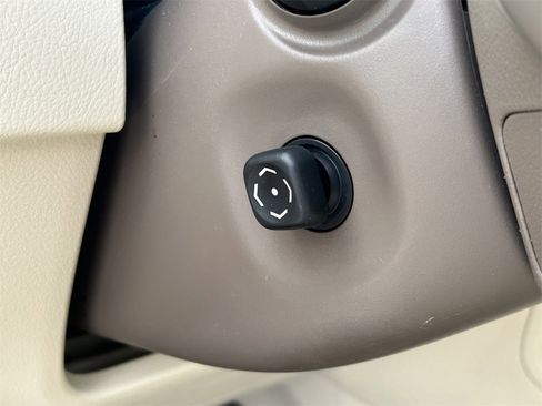 Used 2016 Lexus GX 460 460 w/ Premium Package image 30