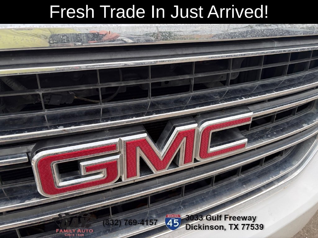 Used 2016 GMC Yukon XL SLT w/ Open Road Package RWD image 3