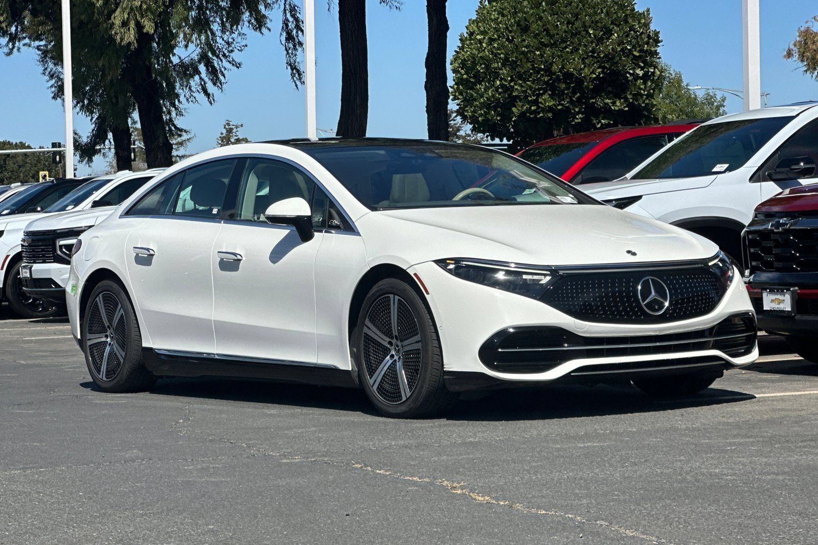 Used 2022 Mercedes-Benz EQS 450+ Sedan w/ Winter Package image 2