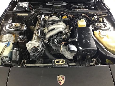 Used 1987 Porsche 924 S RWD image 17